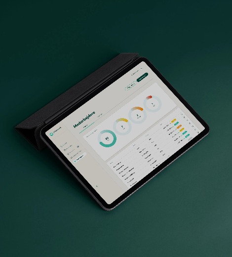 Tablet med aMindcheck-overblikket for ledere